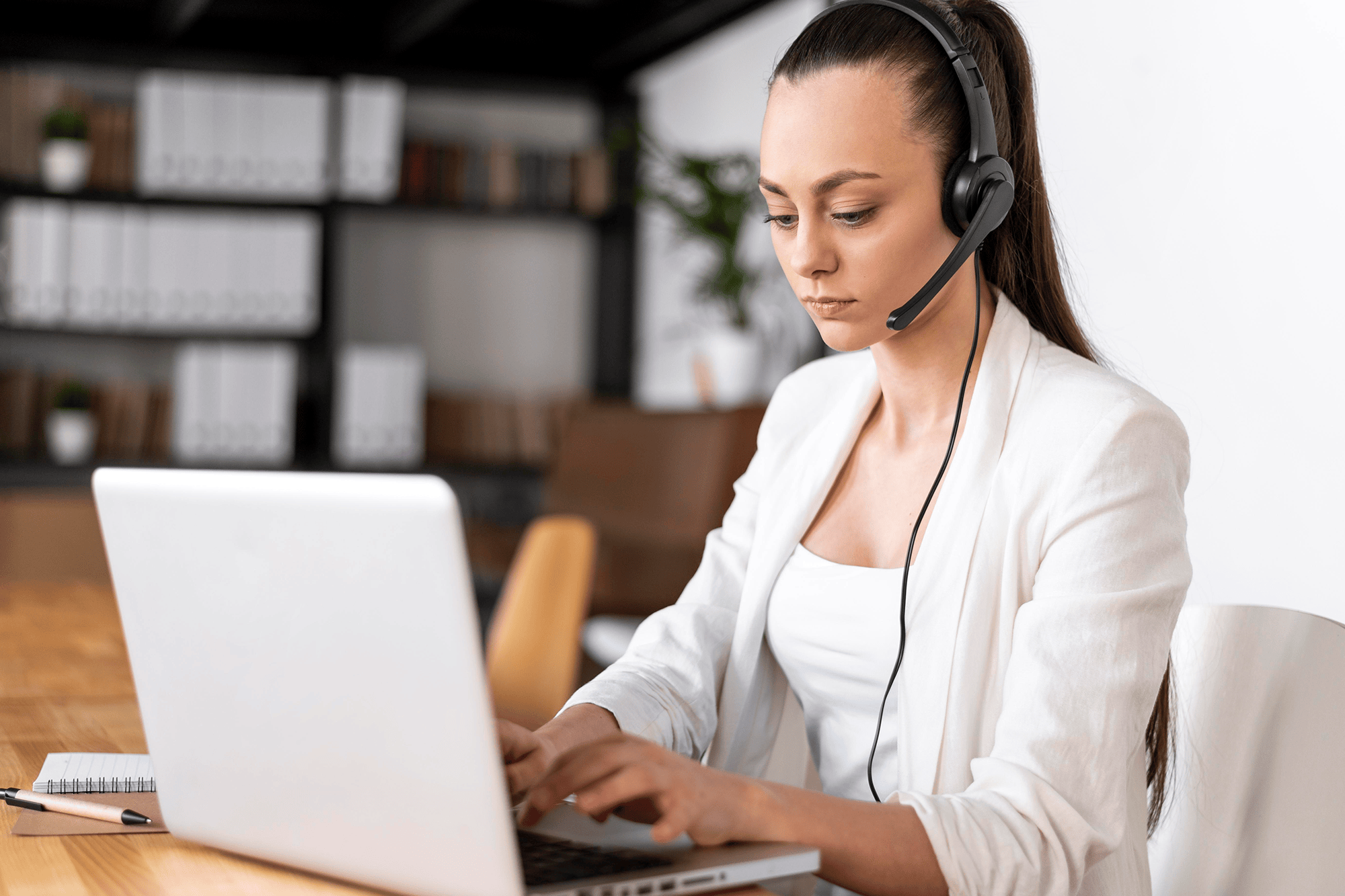 Top Contact Center Trends and Technologies For 2023 and Beyond